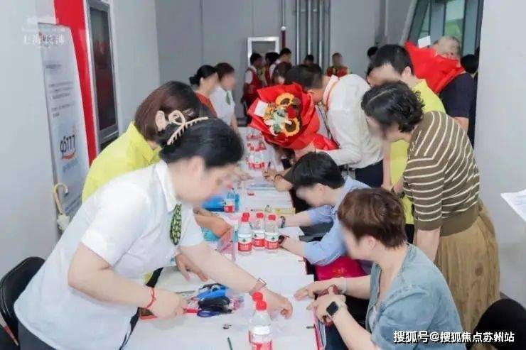 上海长滩售楼处-宝山上海长滩2024年最新户型配套房价-小区环境(图2)