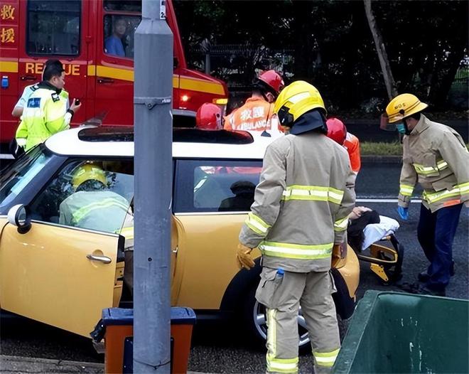 2015年香港教授故意在车内放2个瑜伽球妻女开车“意外身亡”(图8)