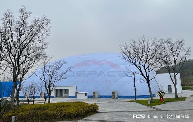 kaiyun体育网页版移动瑜伽馆：随时随地开启身心之旅—轻空间(图1)