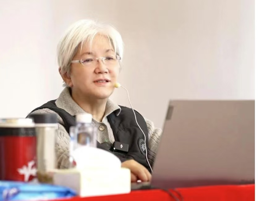 kaiyun体育全站湖北孝感美珈职业学院2024年度校内各单位述职大会举行(图1)