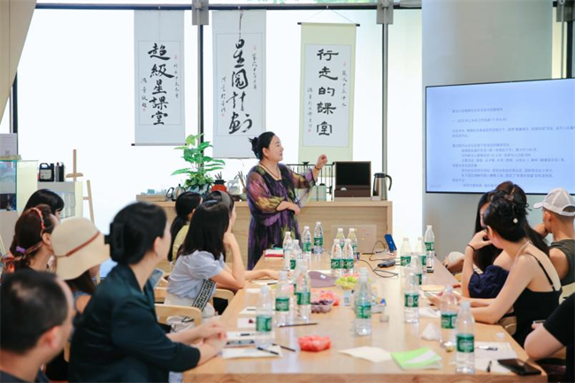成都星河WORLD星邻里社群半年总结议事会：当社区成为生活本身(图14)